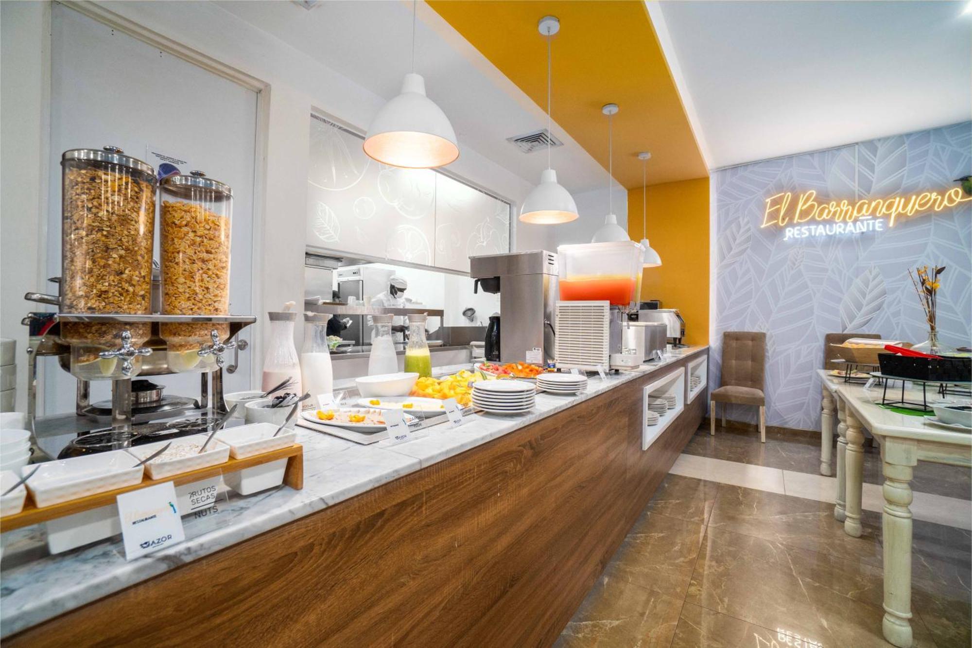 Azor Hotel Cali Versalles ภายนอก รูปภาพ