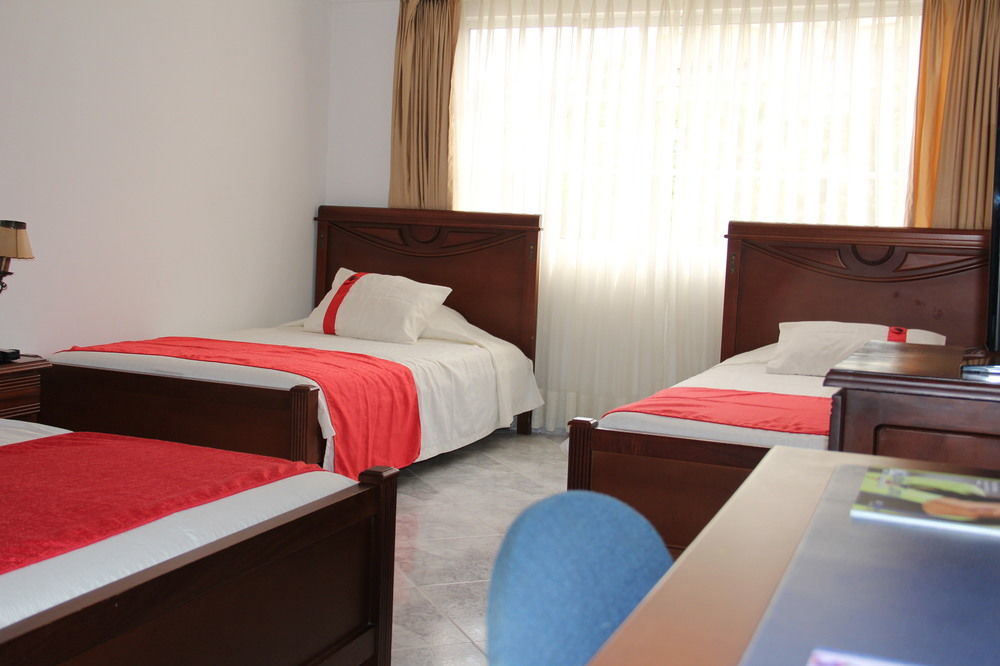Azor Hotel Cali Versalles ภายนอก รูปภาพ
